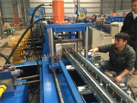 YX71－115 側梁板 